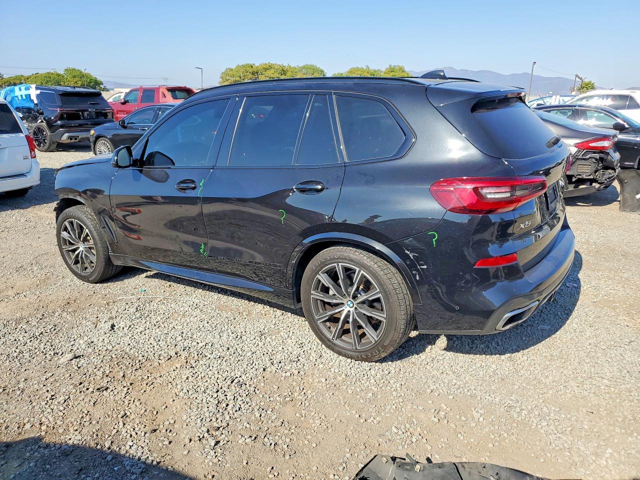 2019 BMW X5 xDrive50I - zdjęcie 2