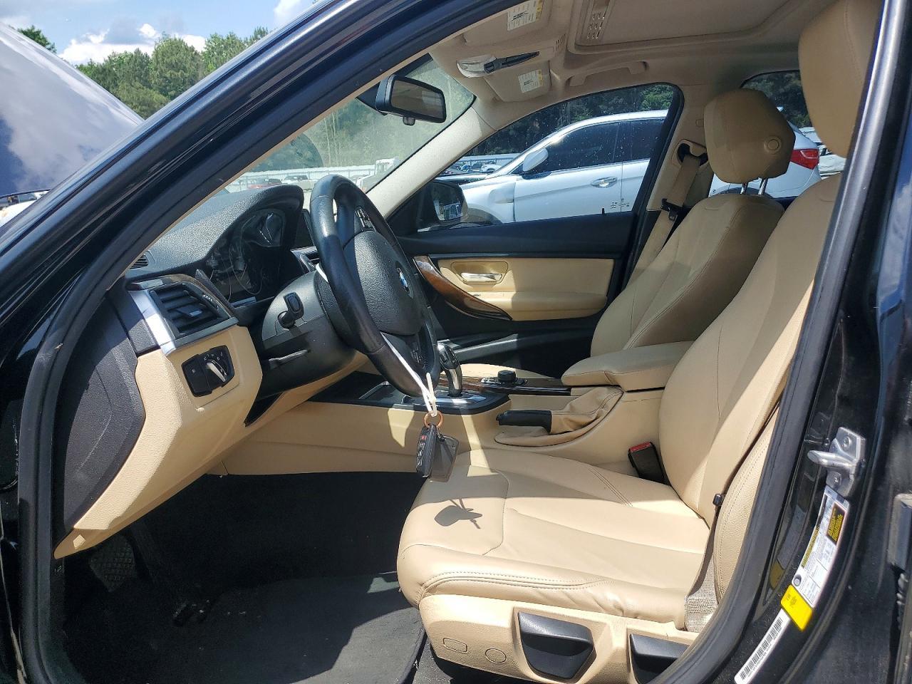 2017 BMW 320 I - zdjęcie 7