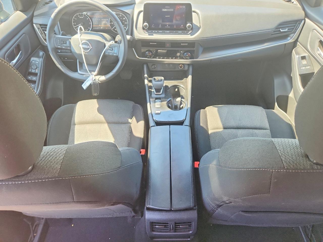 2025 Nissan Rogue Sv - zdjęcie 8