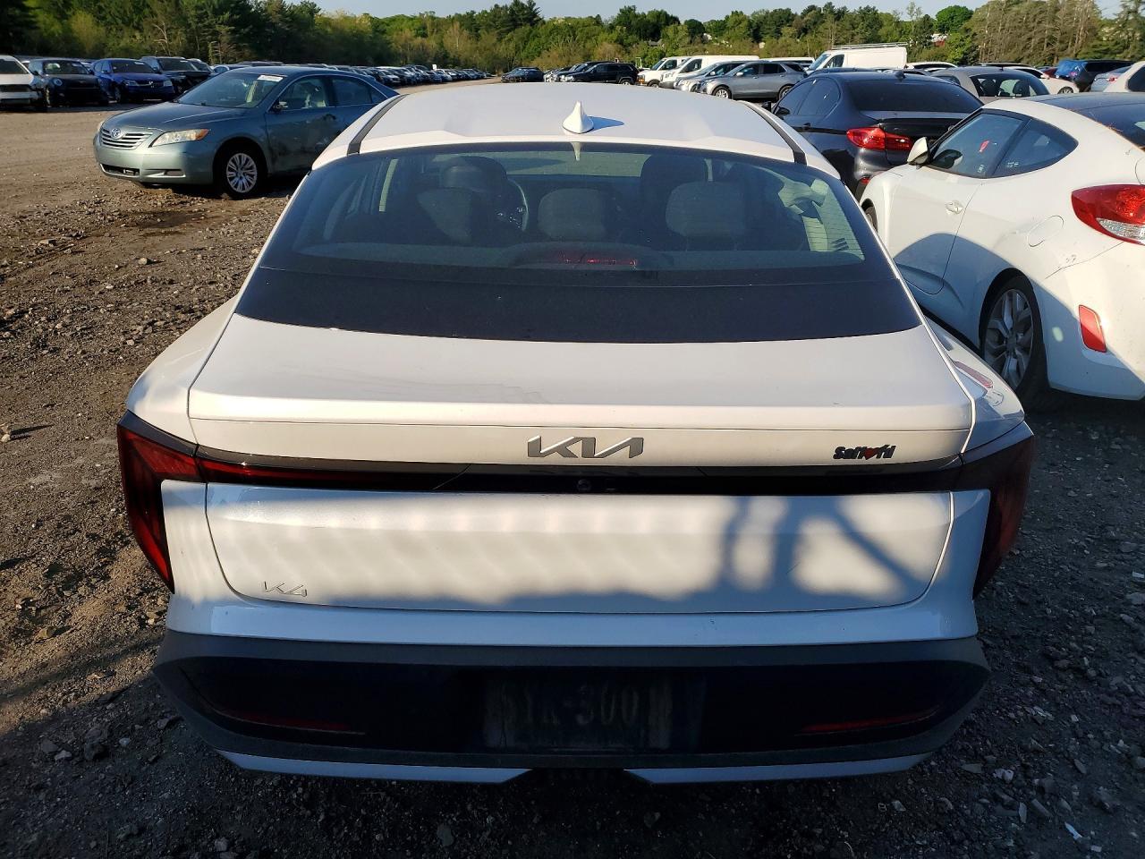 2025 Kia K4 Lxs - zdjęcie 6