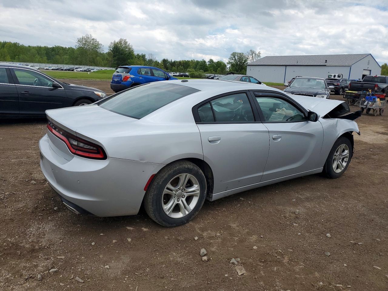 2021 Dodge Charger Sxt - zdjęcie 3