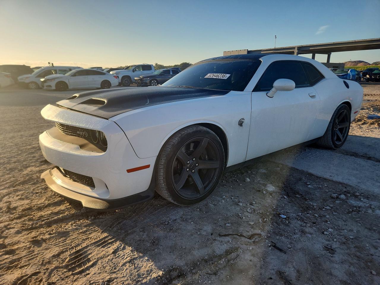 2021 Dodge Challenger Srt Hellcat - zdjęcie główne