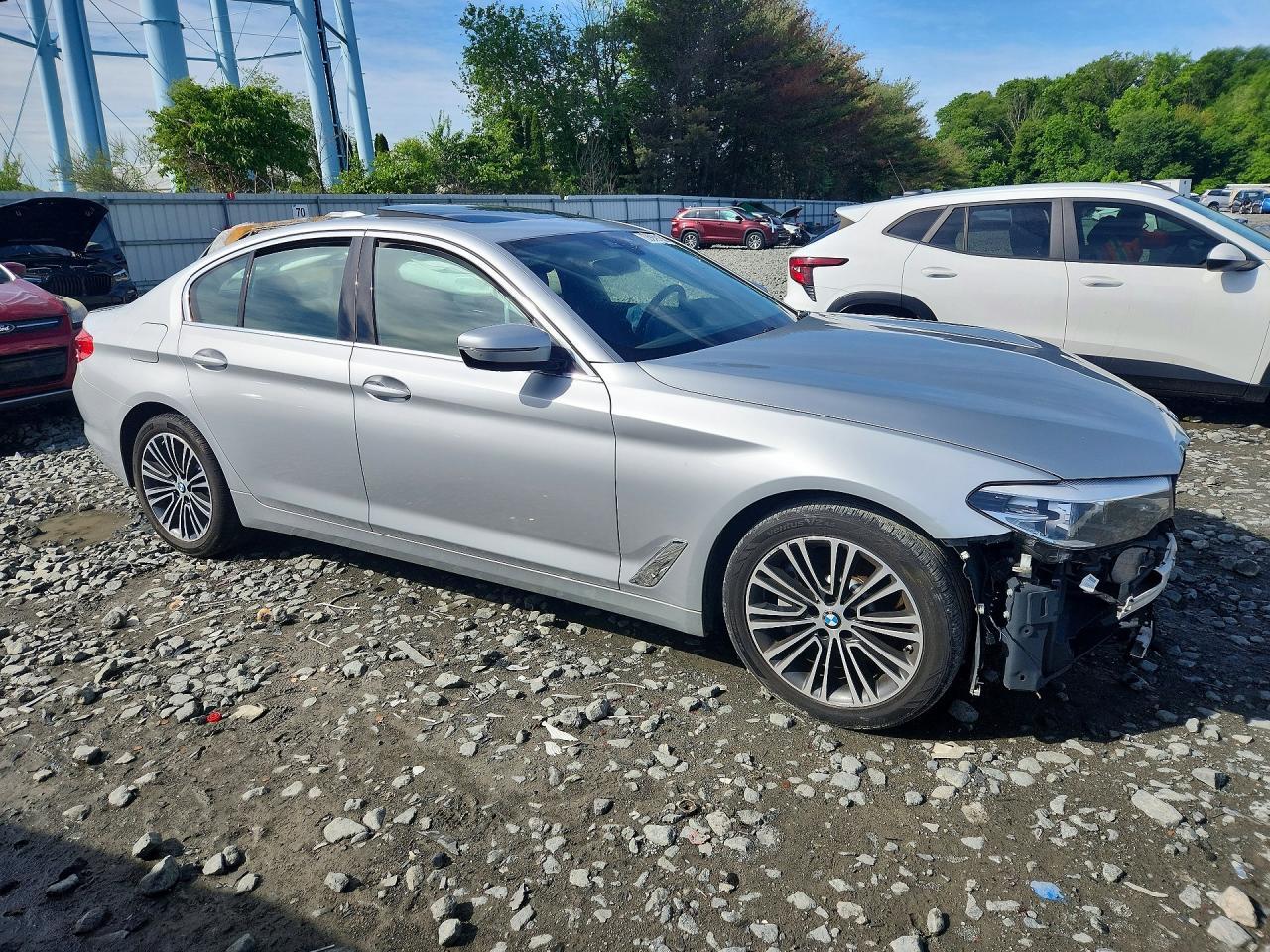 2020 BMW 530 Xi - zdjęcie 4