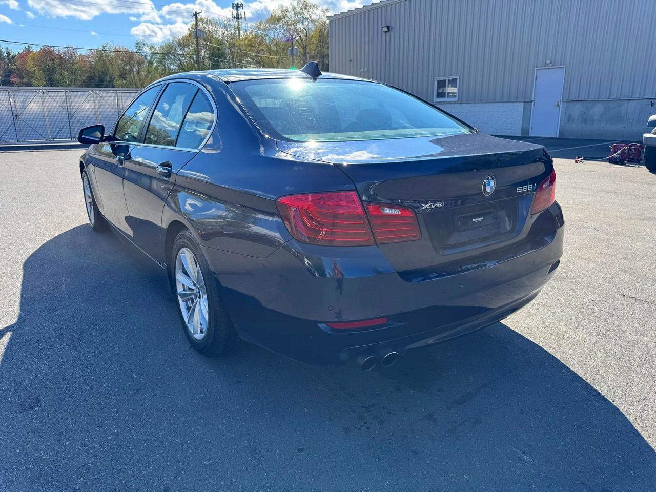 2014 BMW 528 Xi - zdjęcie 2