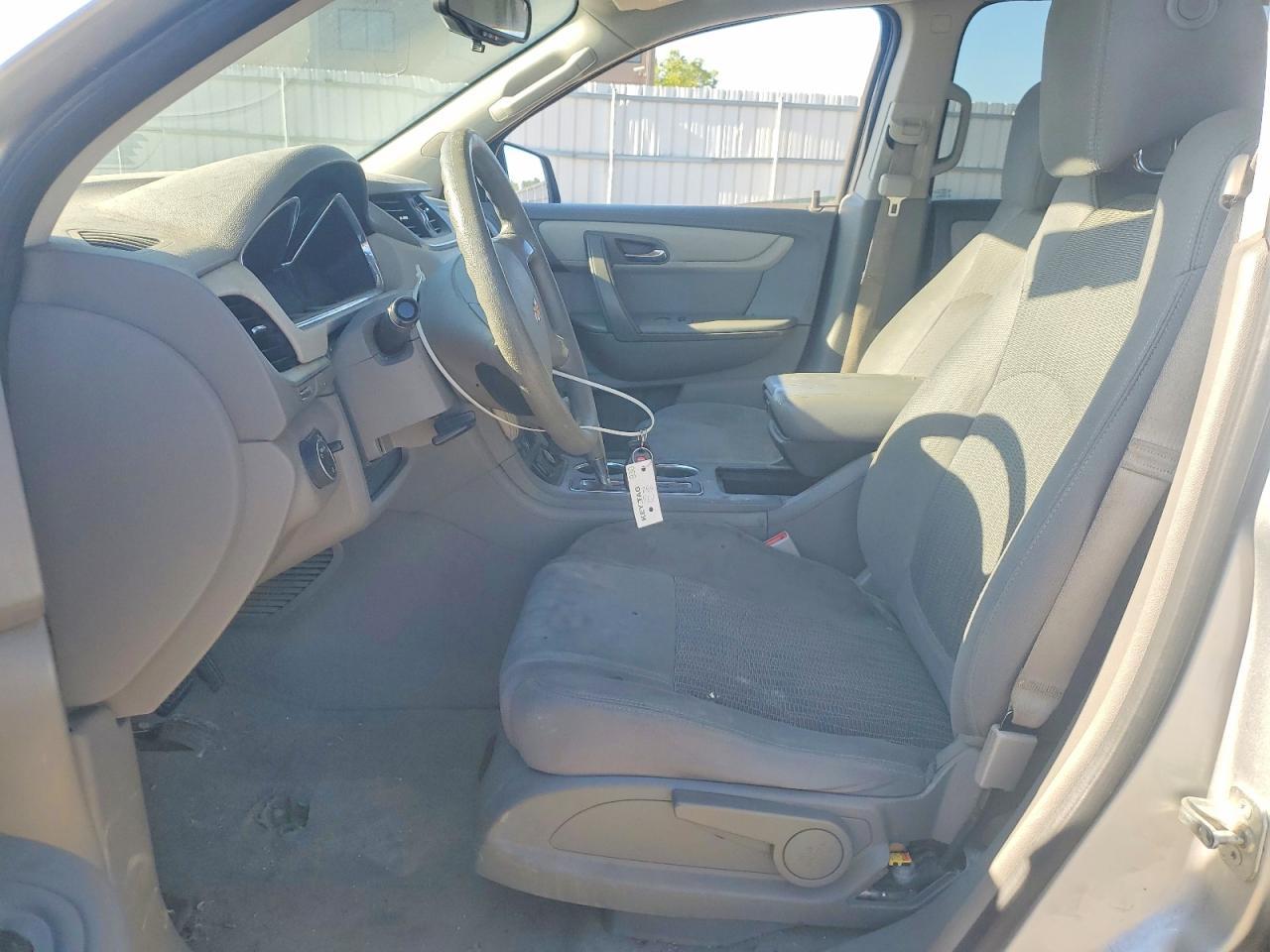 2015 Chevrolet Traverse Ls - zdjęcie 7