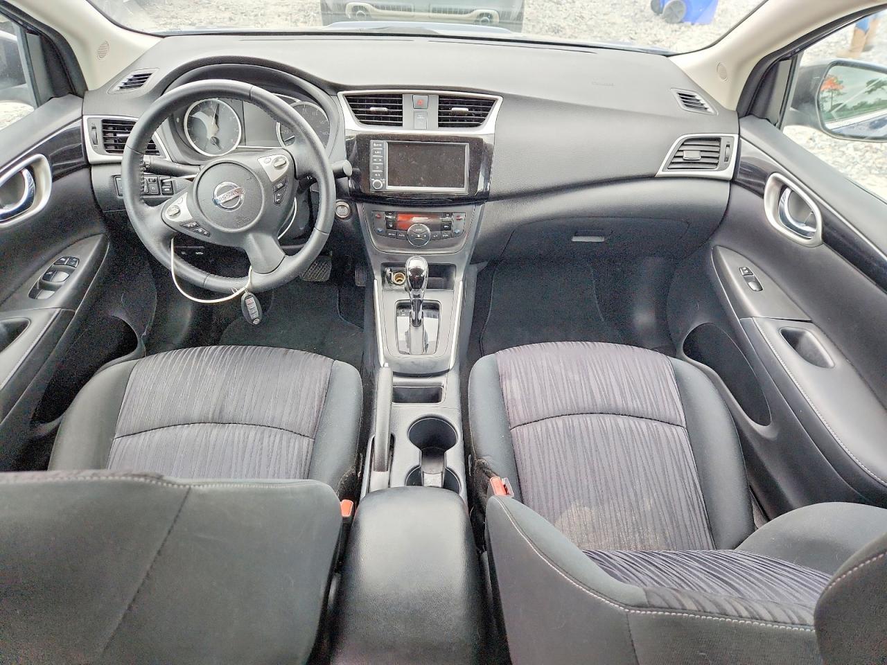 2019 Nissan Sentra Sv - zdjęcie 8