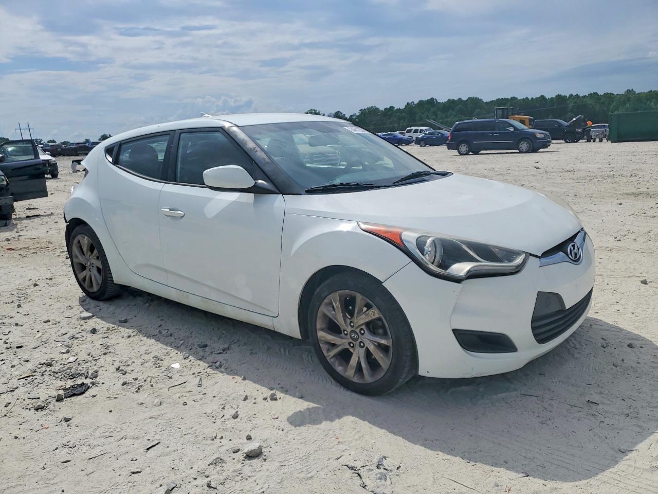 2016 Hyundai Veloster Base - zdjęcie 4