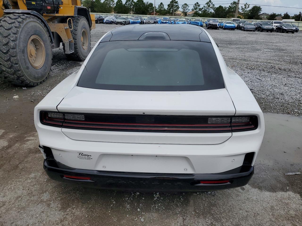 2025 Dodge Charger Daytona R - zdjęcie 6
