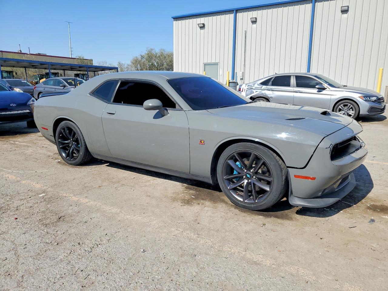 2019 Dodge Challenger R - zdjęcie 4