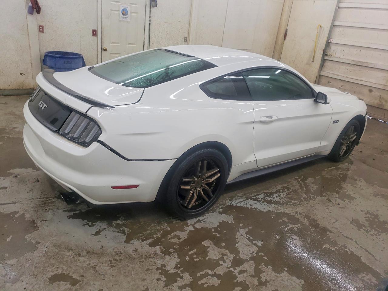 2017 Ford Mustang Gt - zdjęcie 3