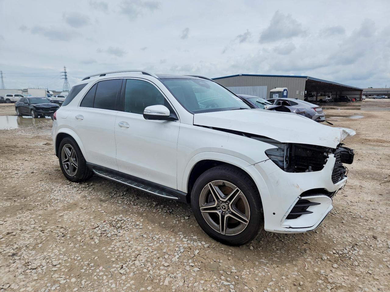 2025 Mercedes-Benz Gle 450 4Matic - zdjęcie 4