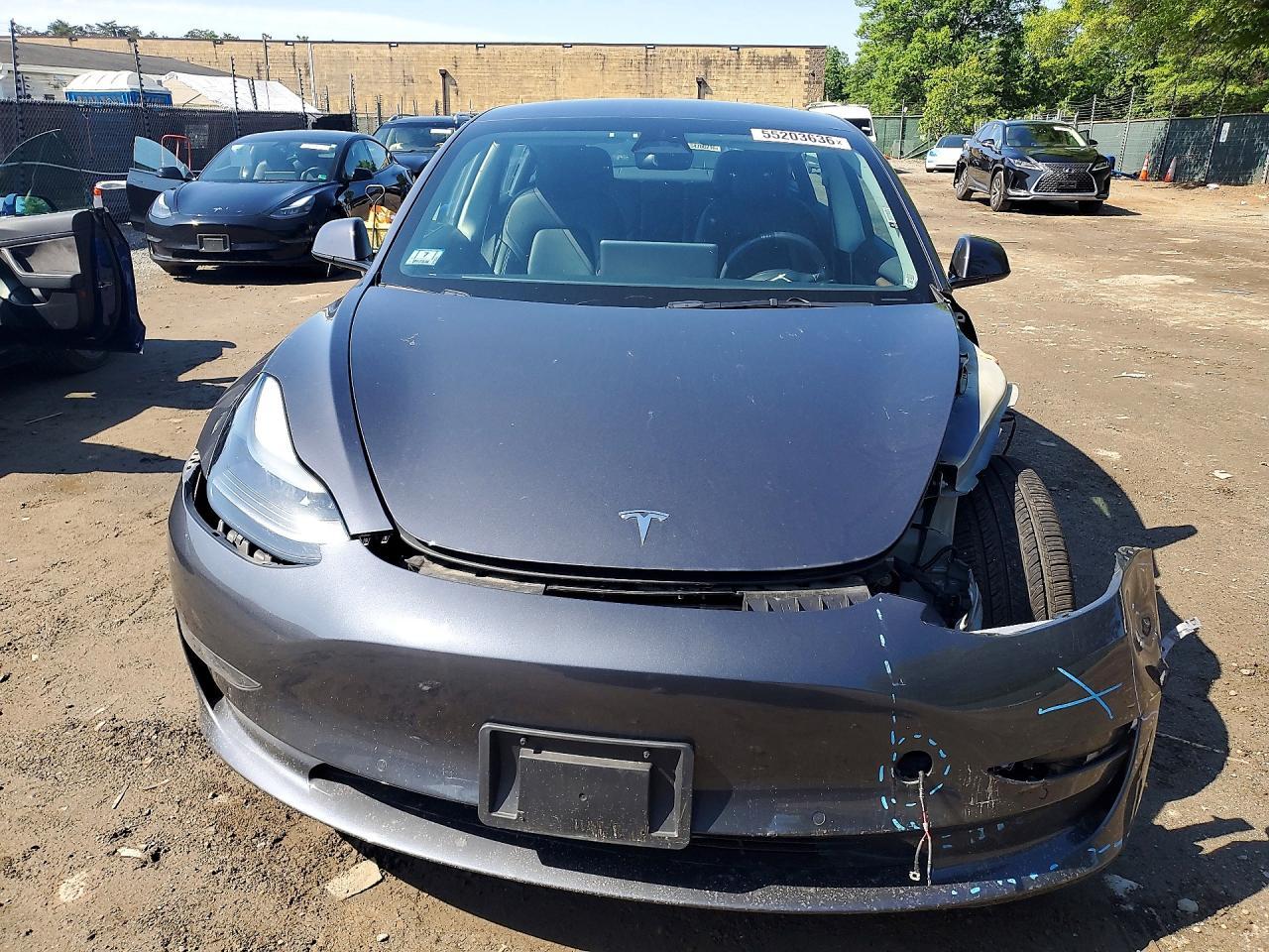 2022 Tesla Model 3 - zdjęcie 5