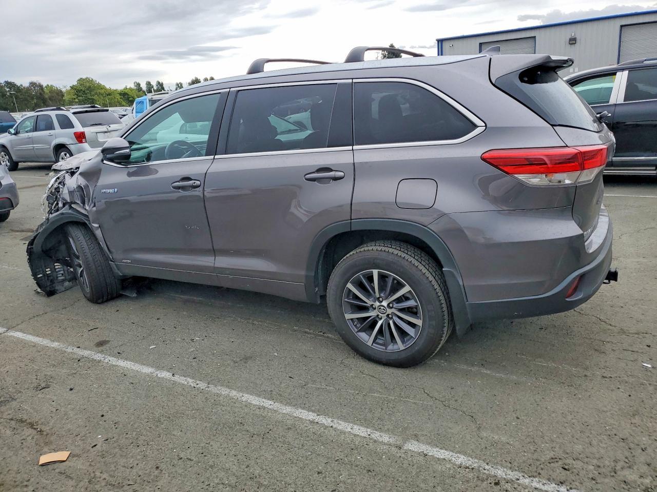 2018 Toyota Highlander Hybrid Xle - zdjęcie 2
