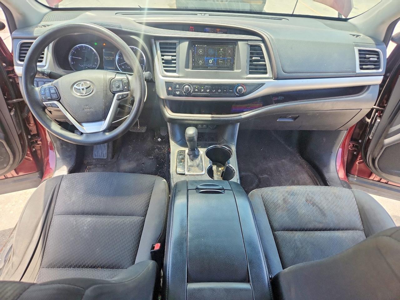 2017 Toyota Highlander Le - zdjęcie 8