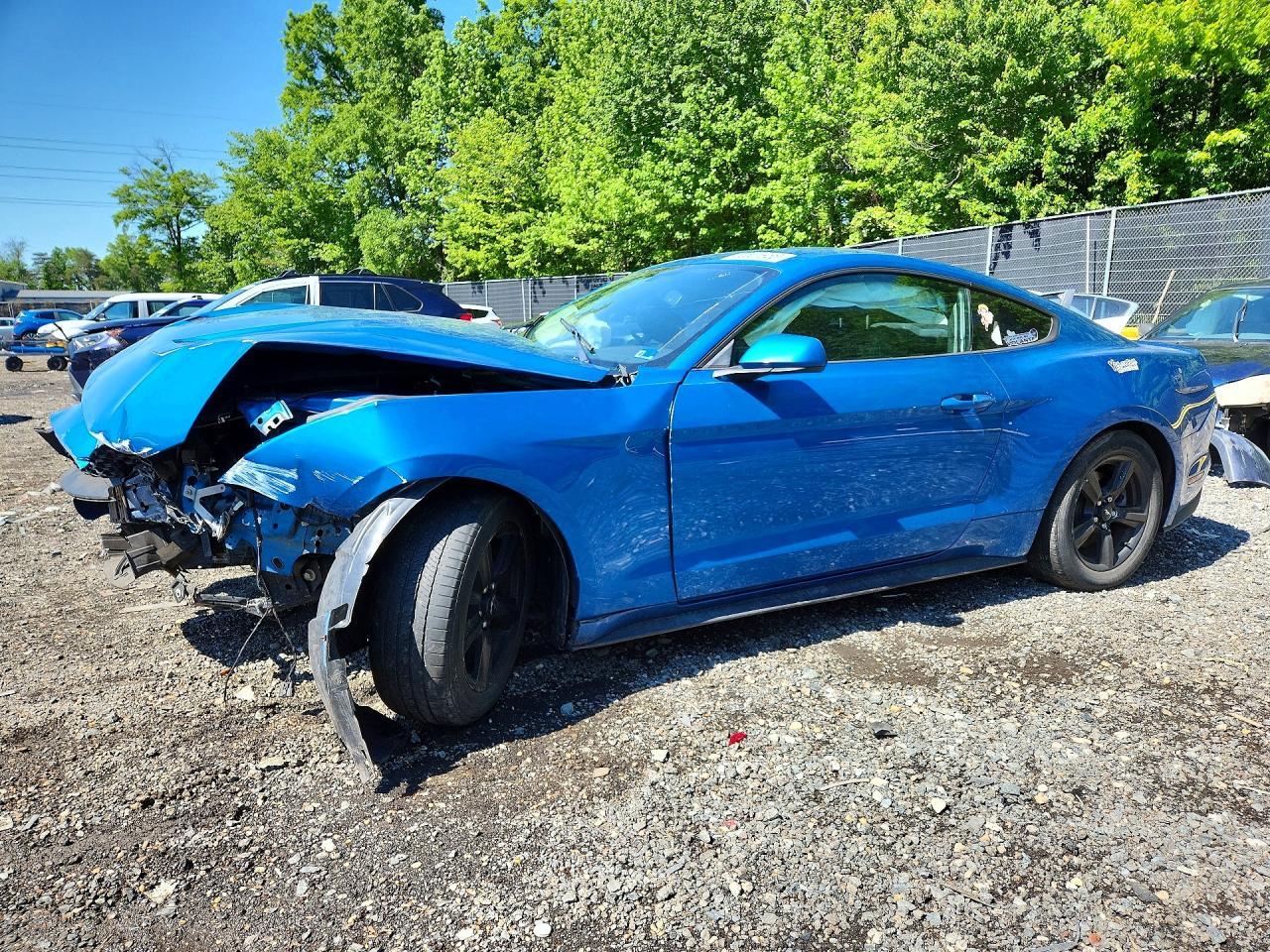 2019 Ford Mustang - zdjęcie główne