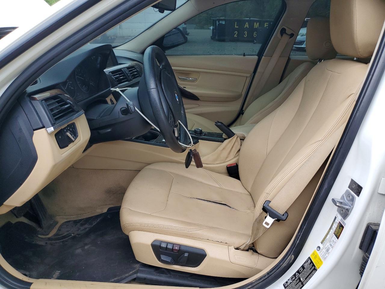 2014 BMW 320 I xDrive - zdjęcie 7