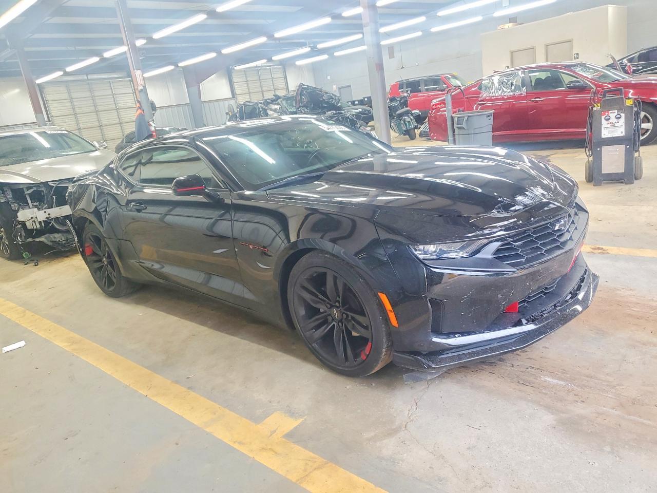2023 Chevrolet Camaro Ls - zdjęcie 4