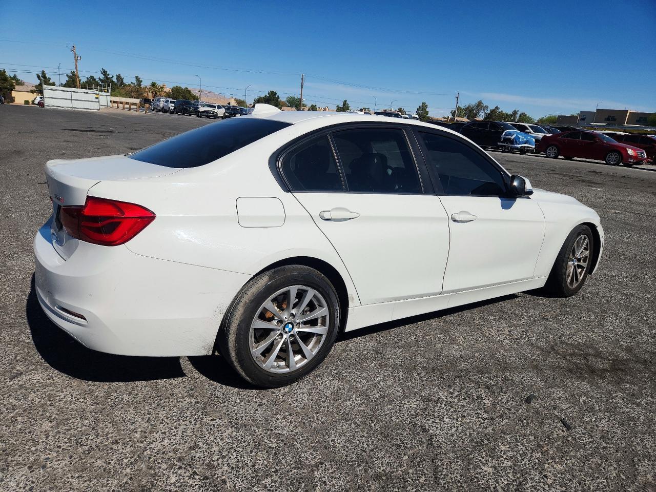 2017 BMW 320 I - zdjęcie 3