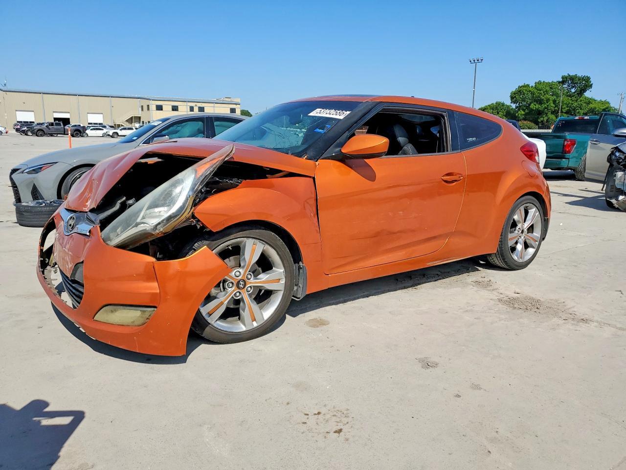 2013 Hyundai Veloster Base - zdjęcie główne