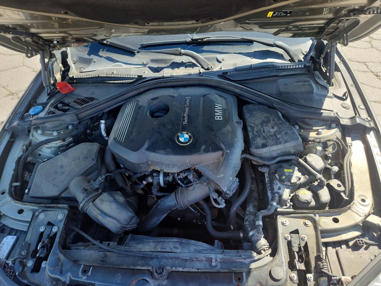 2018 BMW 330 I - zdjęcie 11