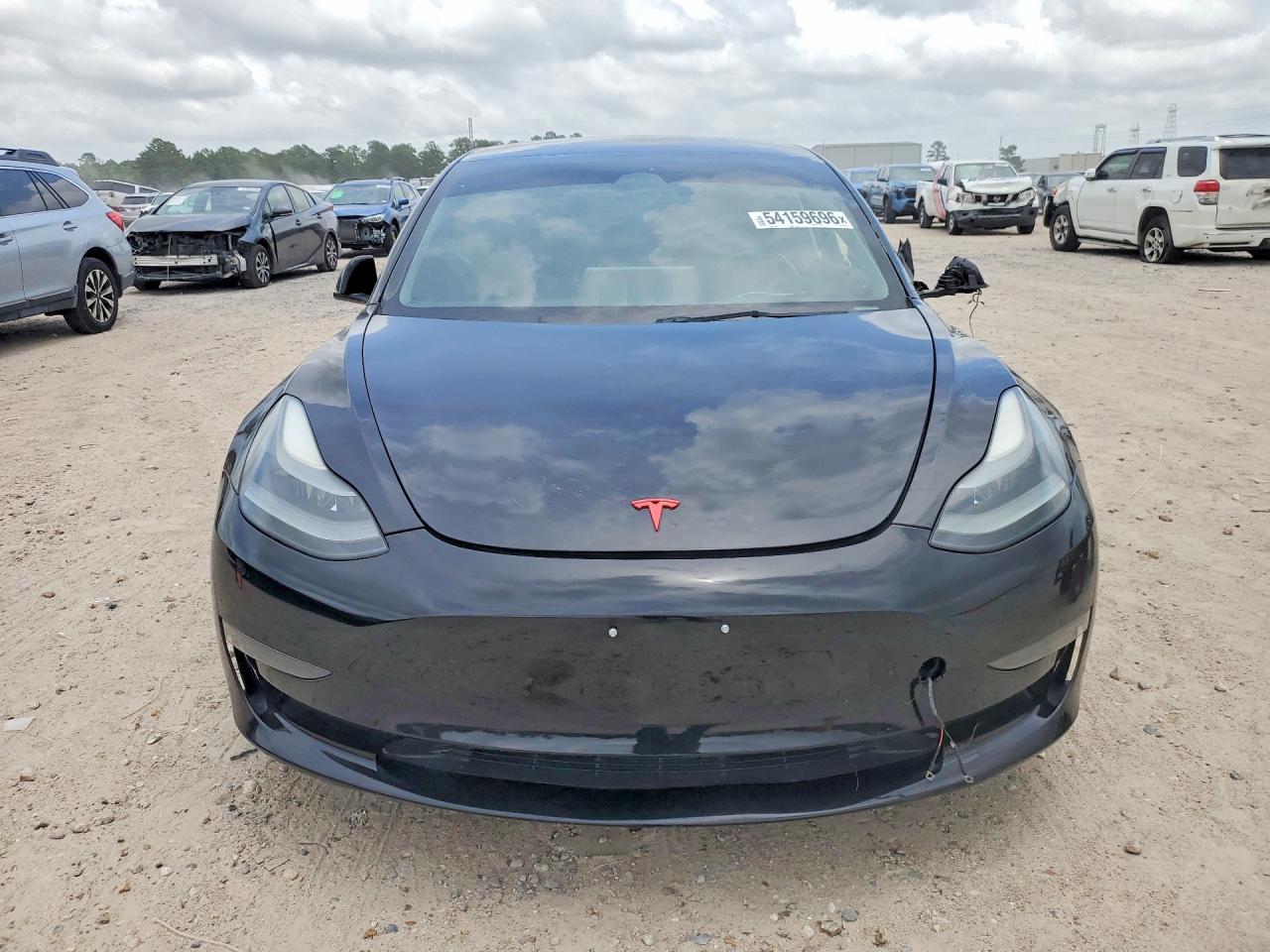 2023 Tesla Model 3 - zdjęcie 5