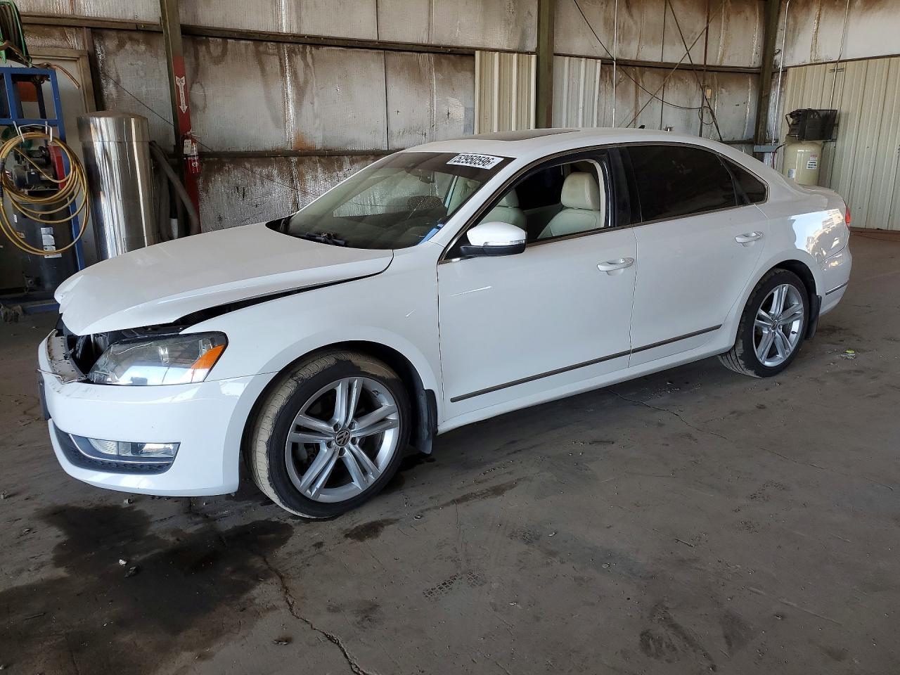 2013 Volkswagen Passat Sel - zdjęcie główne
