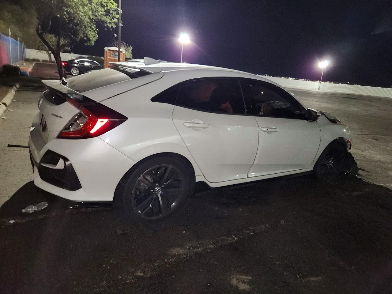 2020 Honda Civic Sport - zdjęcie 3