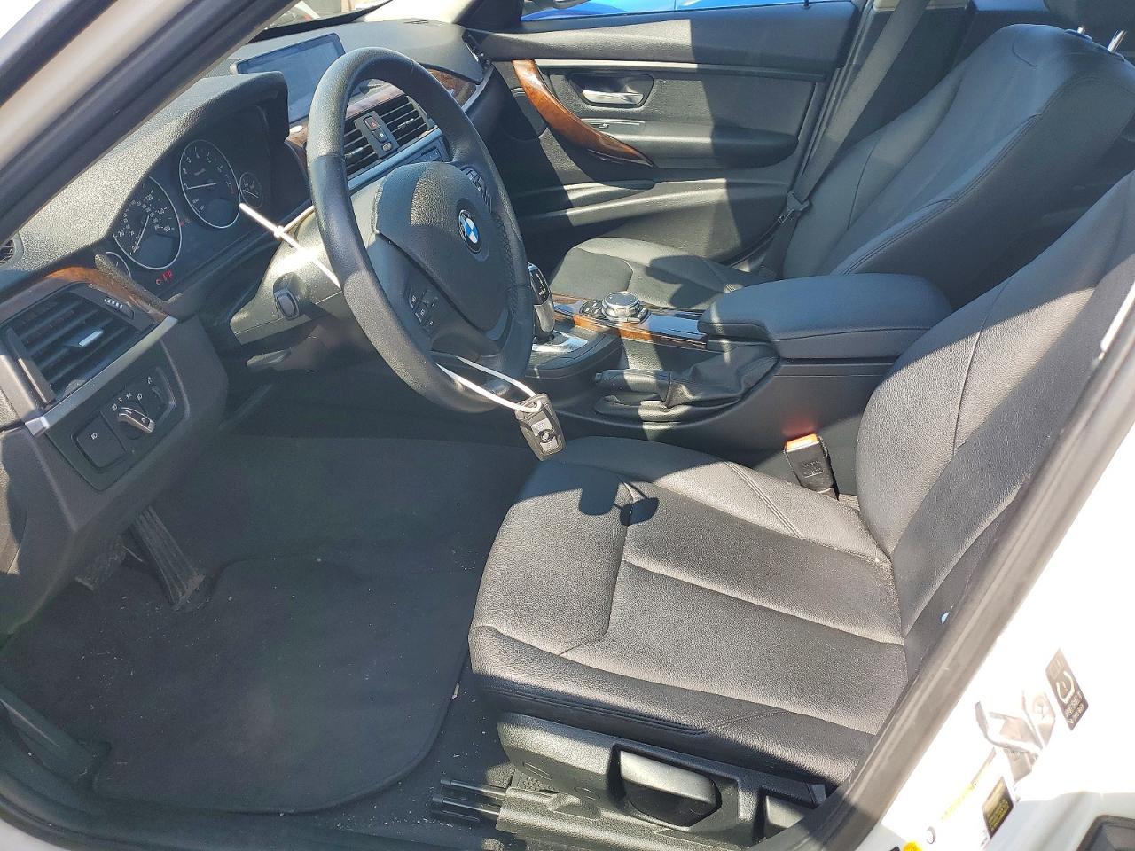 2015 BMW 320 I xDrive - zdjęcie 7