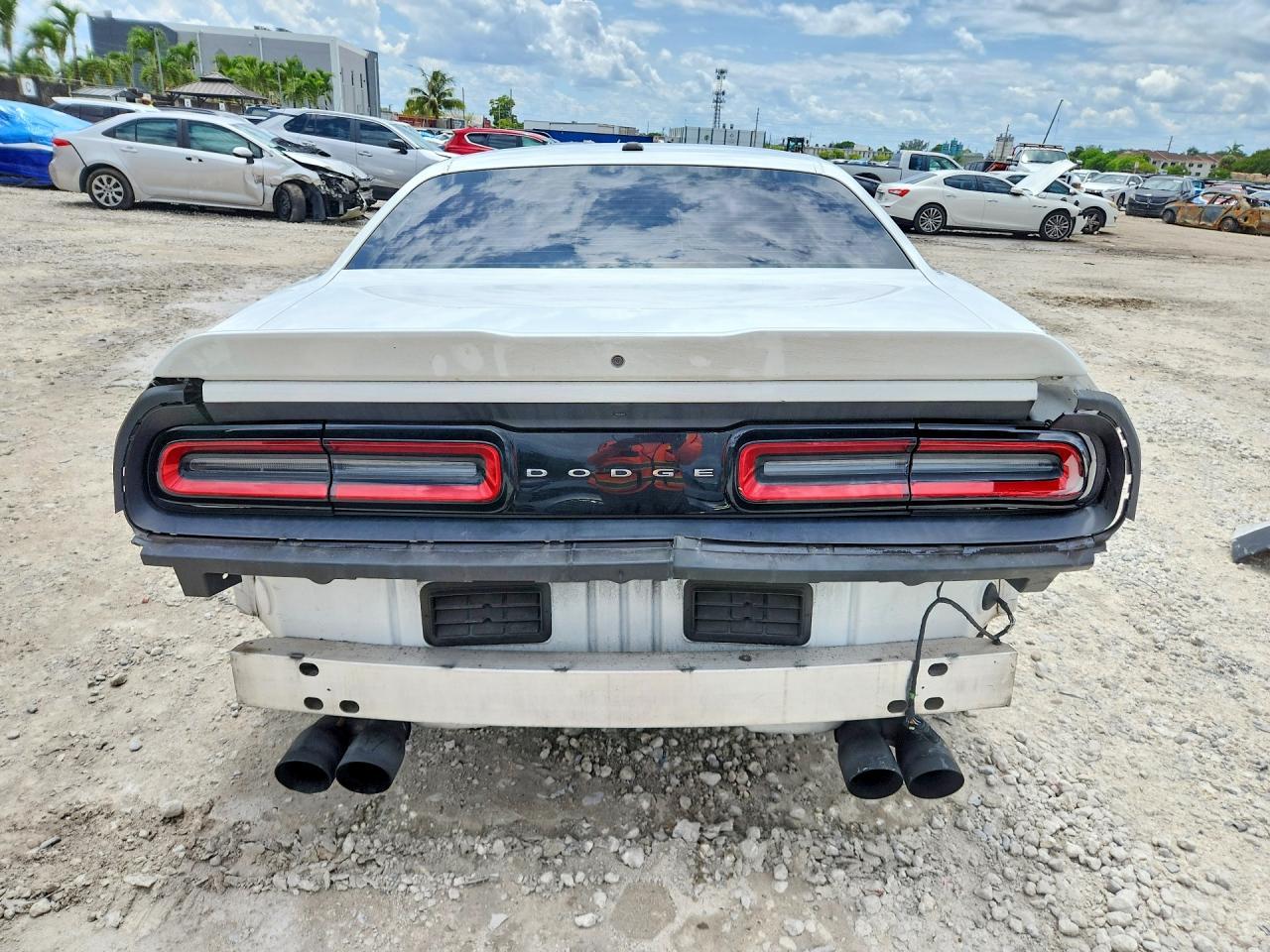 2019 Dodge Challenger R - zdjęcie 6