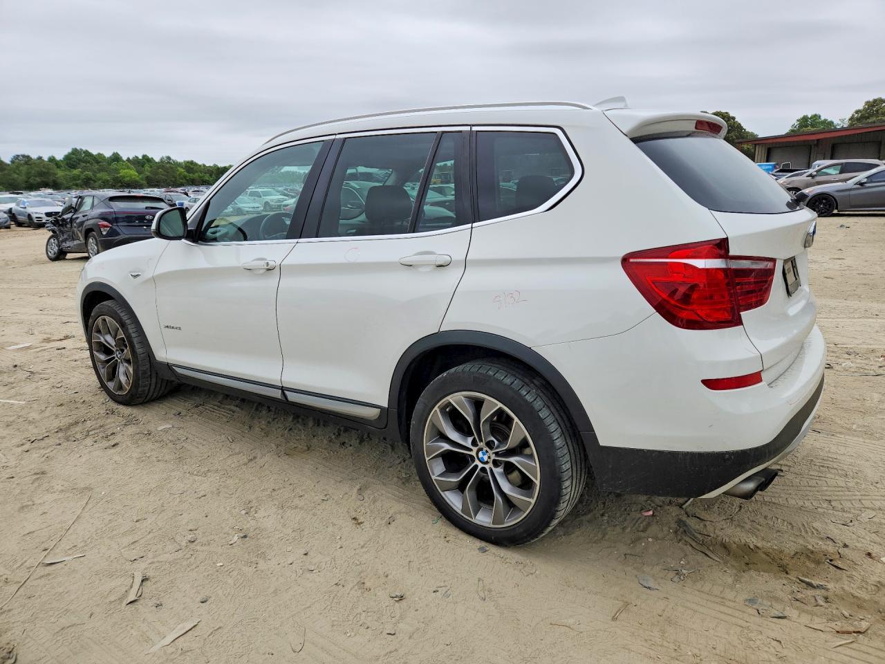 2015 BMW X3 xDrive35I - zdjęcie 2
