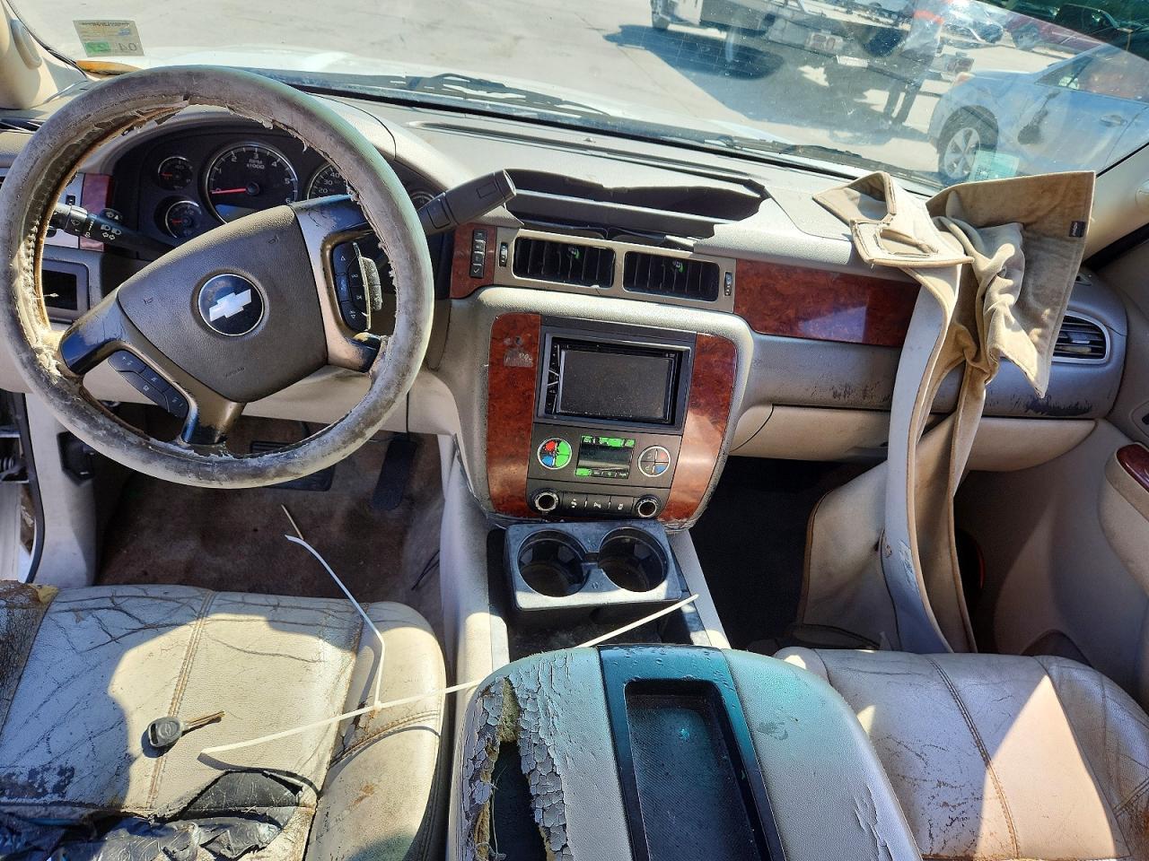 2013 Chevrolet Tahoe C1500 Lt - zdjęcie 8