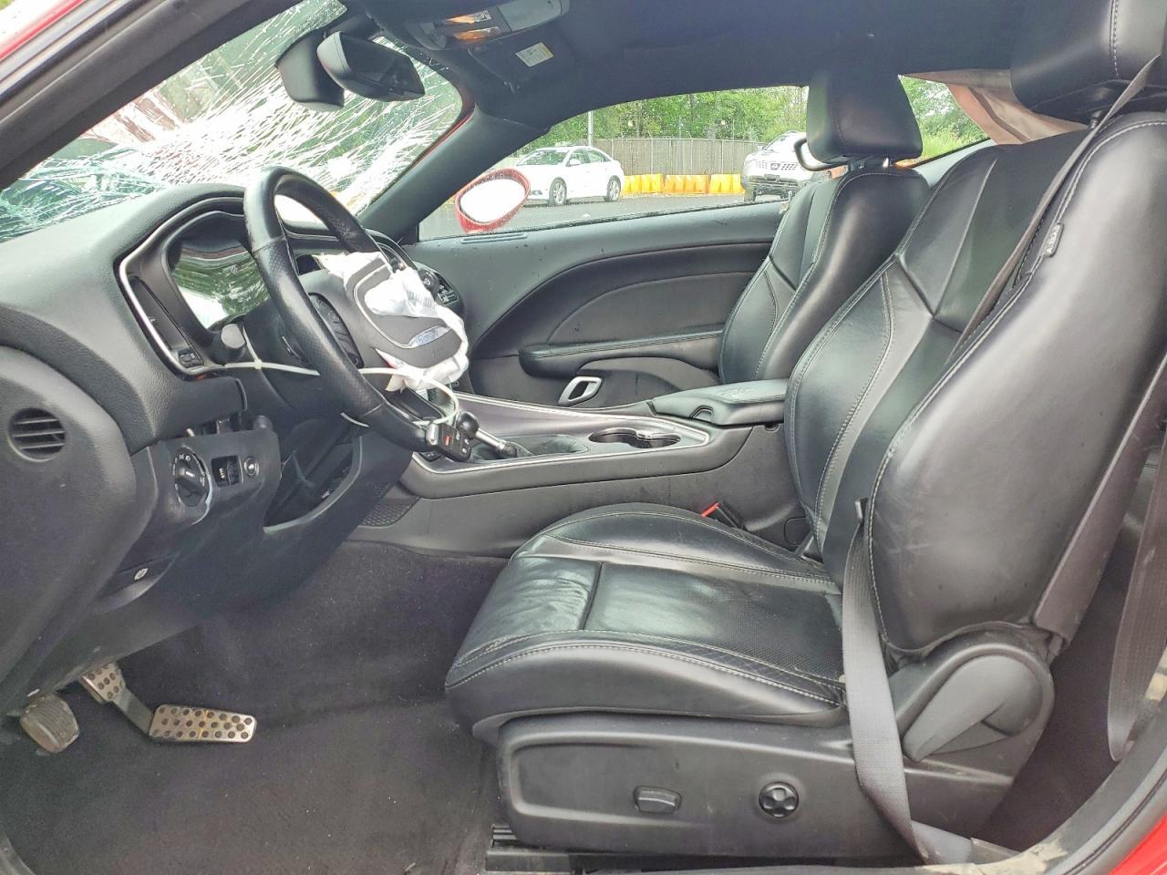 2016 Dodge Challenger R - zdjęcie 7