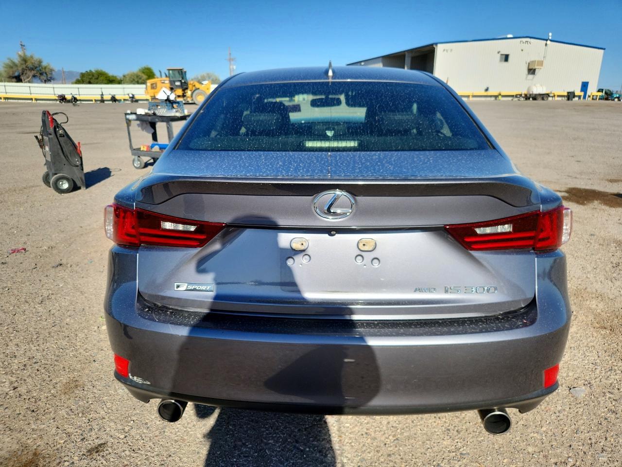 2016 Lexus Is 300 - zdjęcie 6