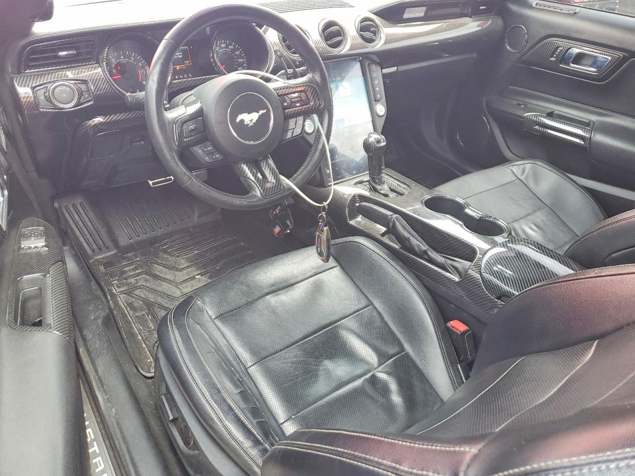 2016 Ford Mustang - zdjęcie 8