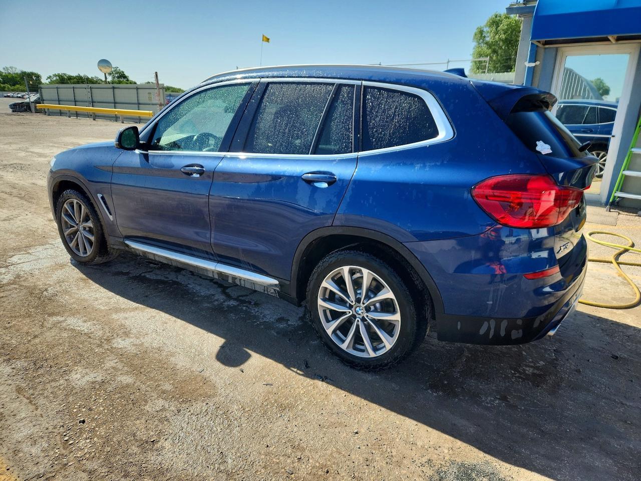2019 BMW X3 xDrive30I - zdjęcie 2