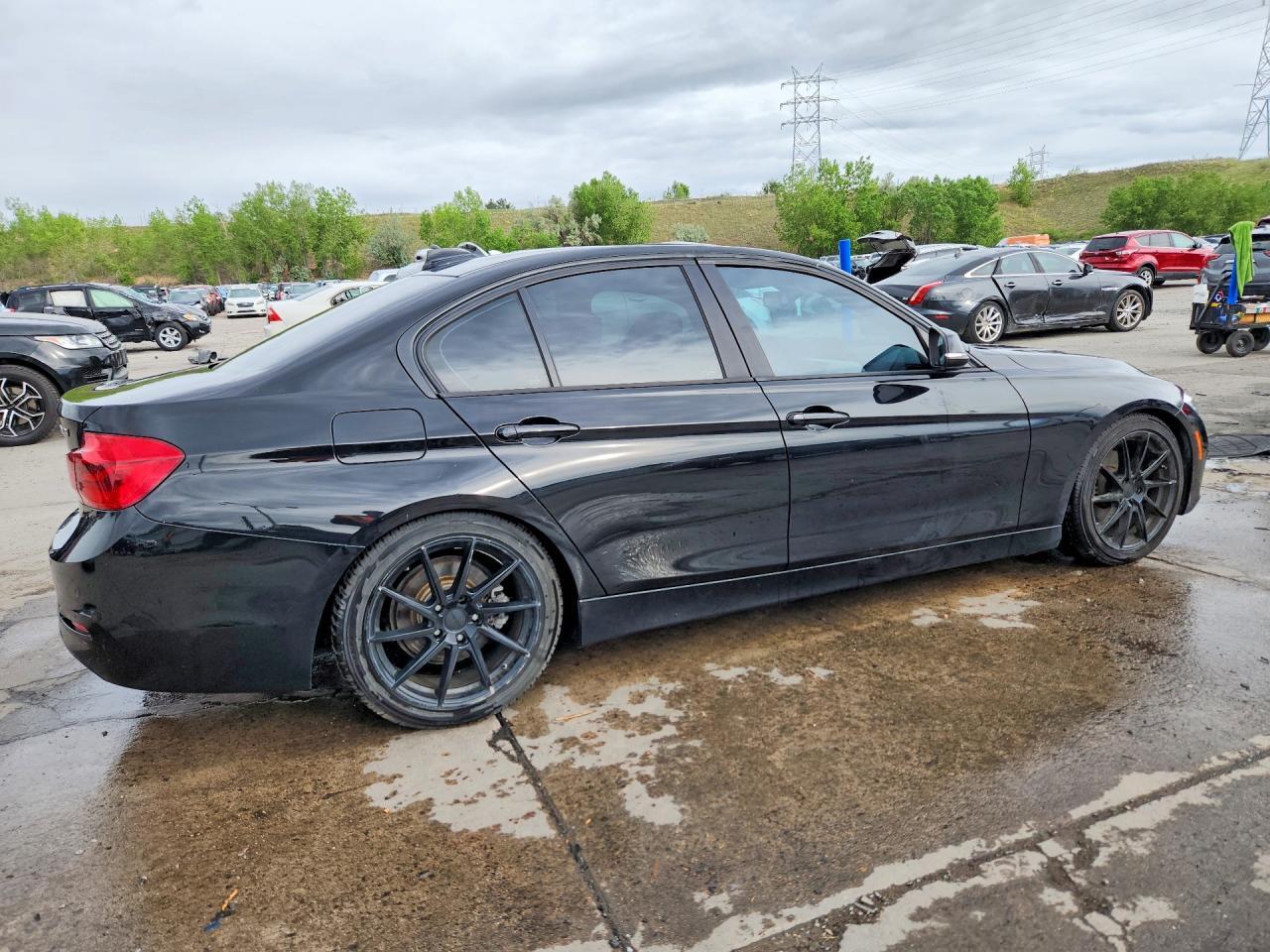2017 BMW 320 I - zdjęcie 3