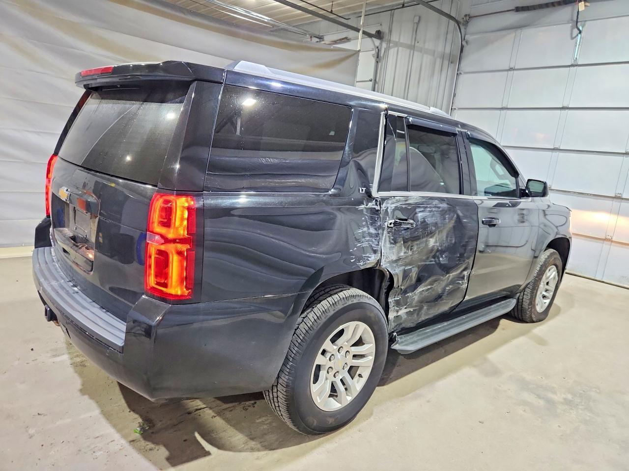 2017 Chevrolet Tahoe K1500 Lt - zdjęcie 3