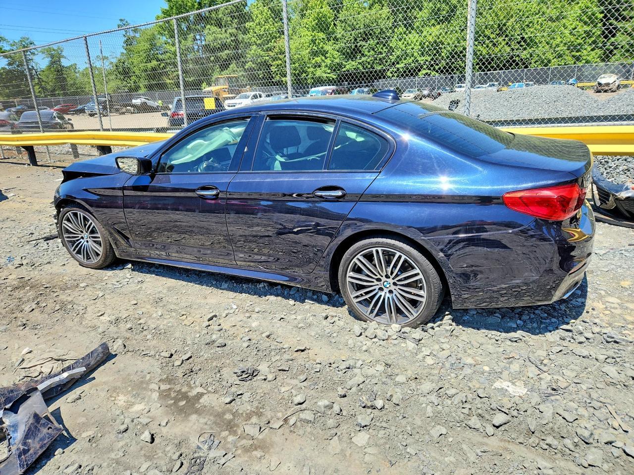 2017 BMW 530 Xi - zdjęcie 2