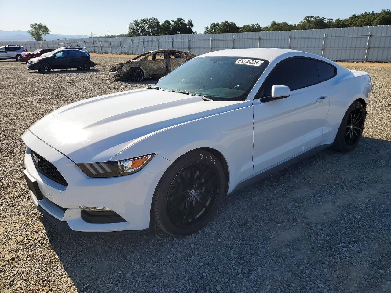 2016 Ford Mustang - zdjęcie główne