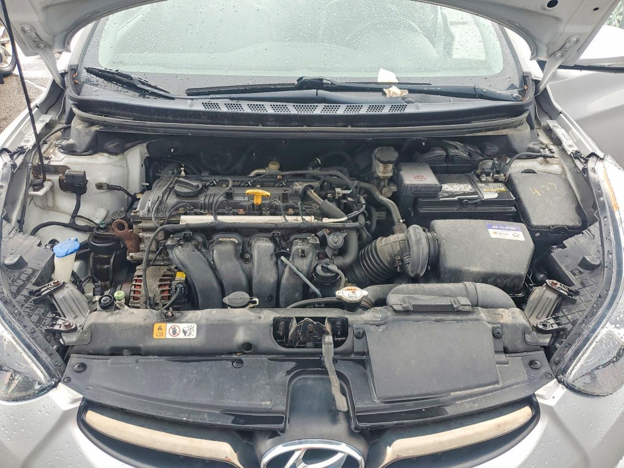 2013 Hyundai Elantra Limited - zdjęcie 11