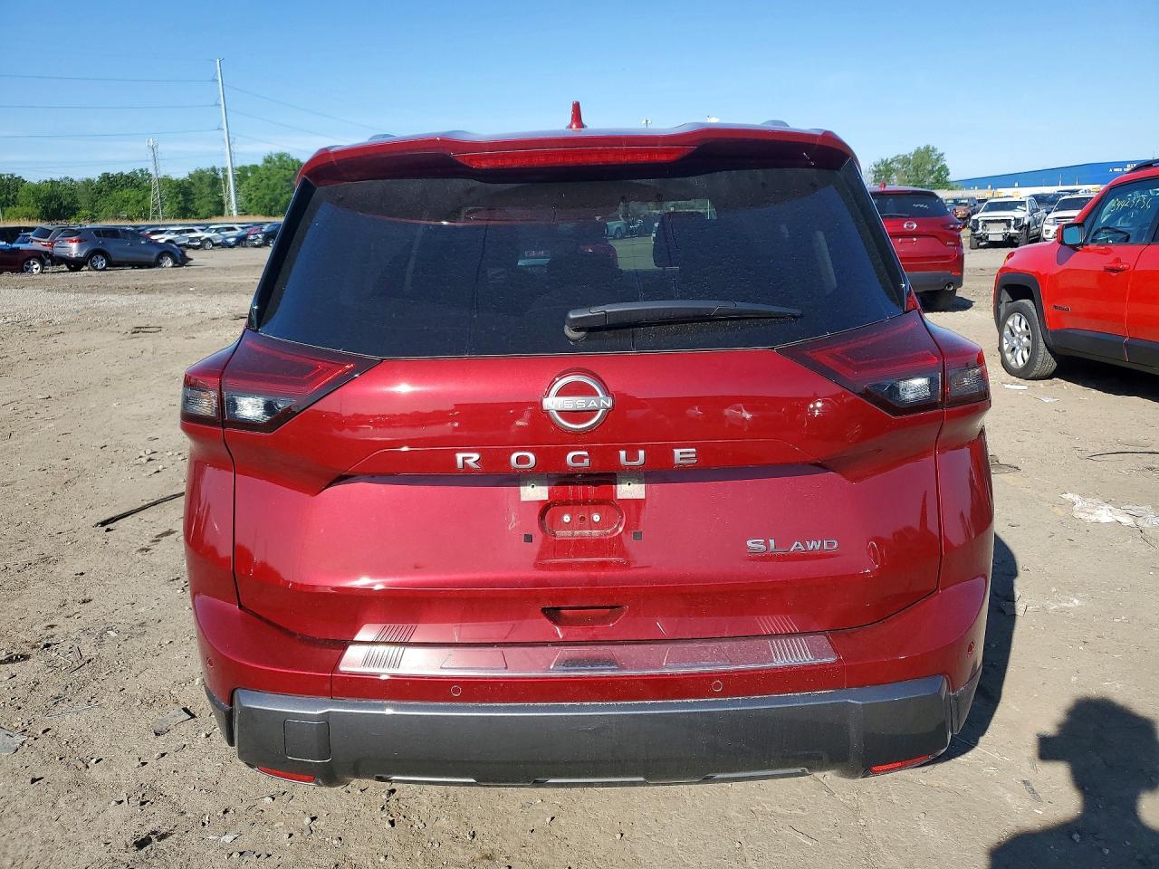 2025 Nissan Rogue Sl - zdjęcie 6