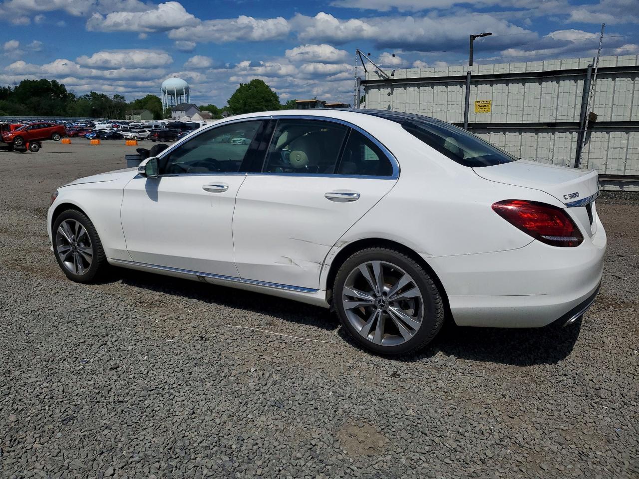 2019 Mercedes-Benz C 300 - zdjęcie 2