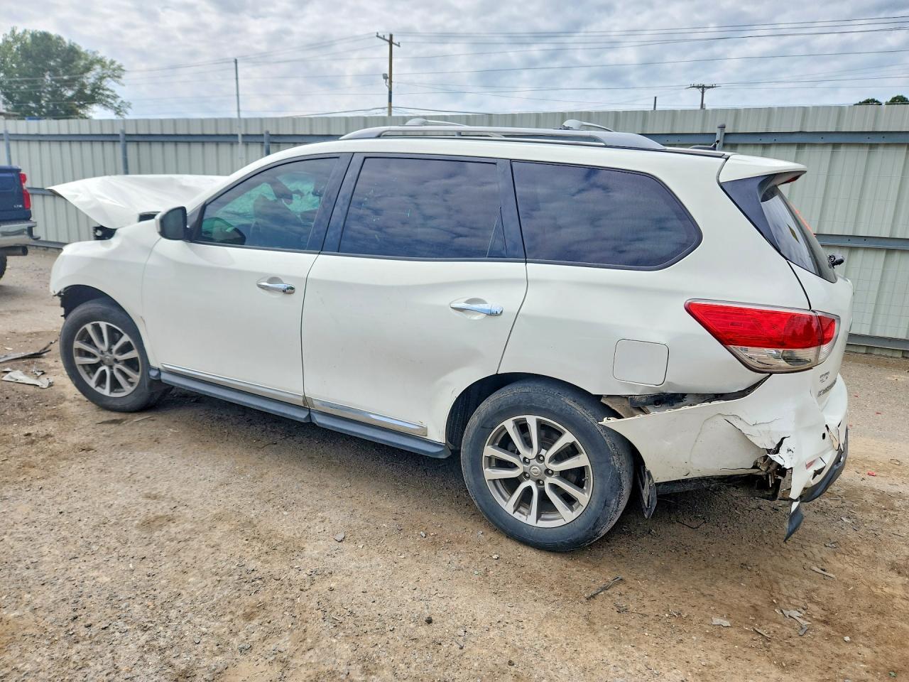 2013 Nissan Pathfinder S - zdjęcie 2