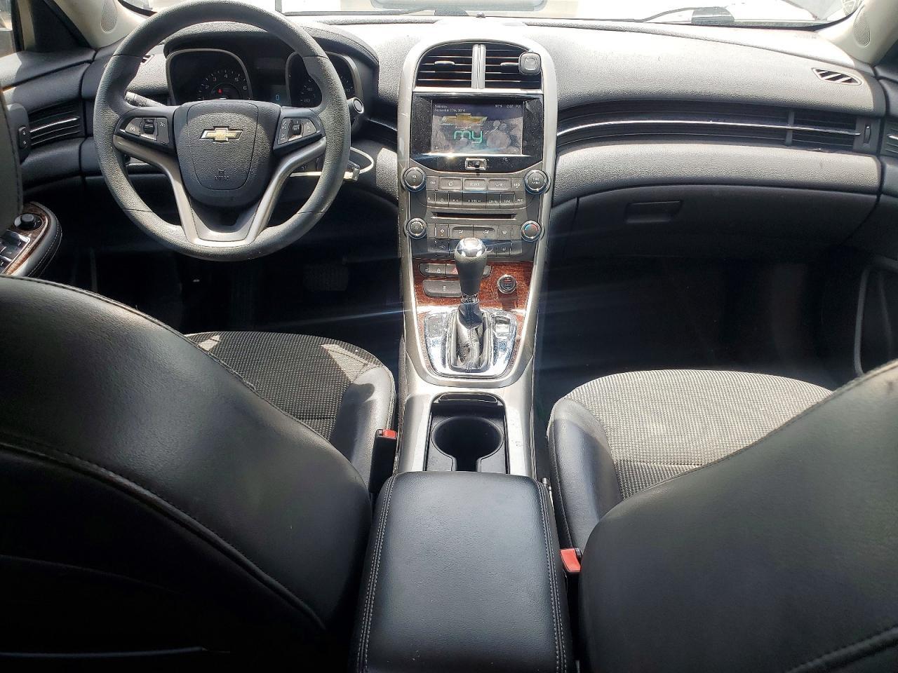2013 Chevrolet Malibu - zdjęcie 8