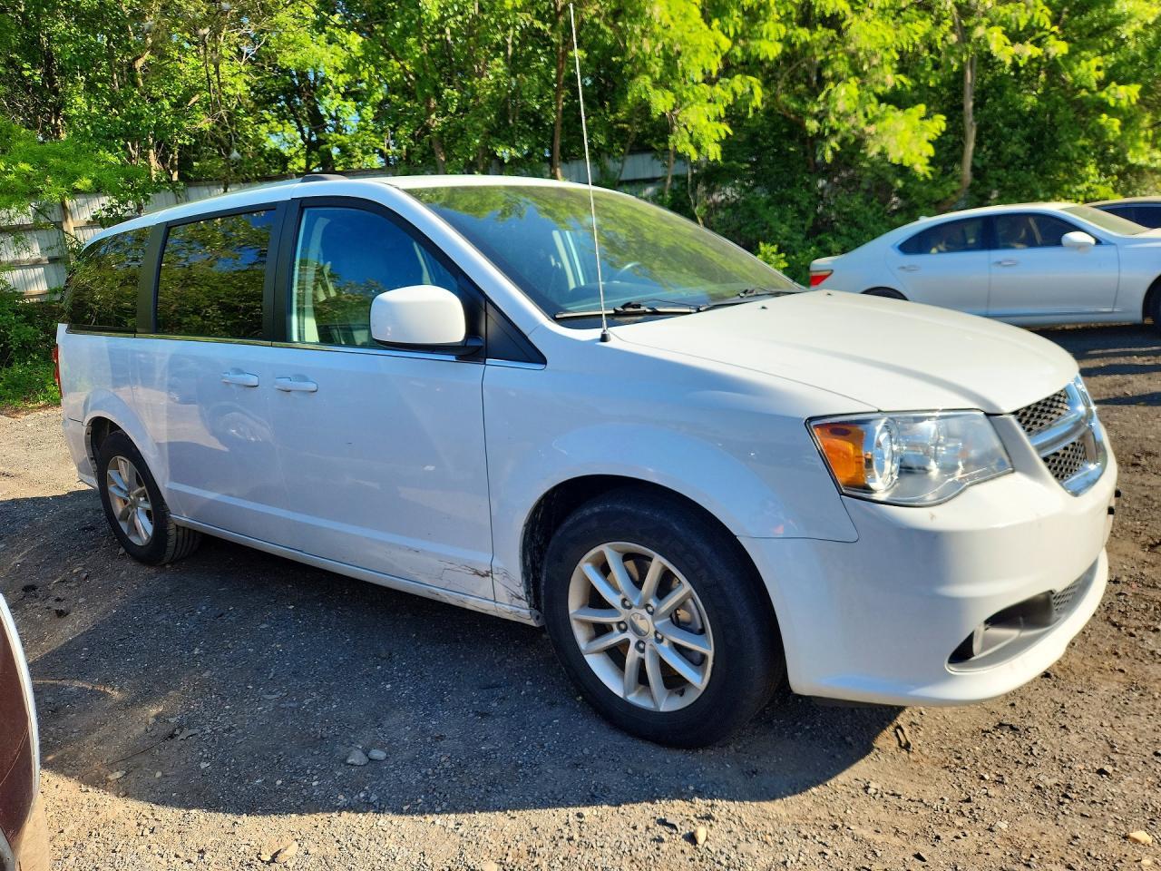 2019 Dodge Grand Caravan Sxt - zdjęcie 4