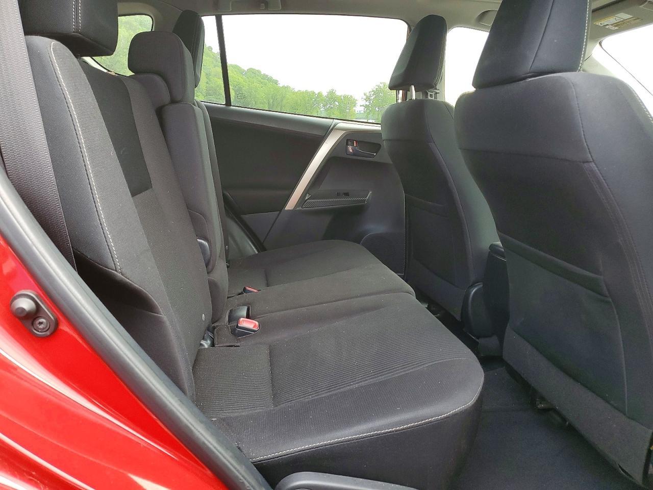 2015 Toyota Rav4 Xle - zdjęcie 11