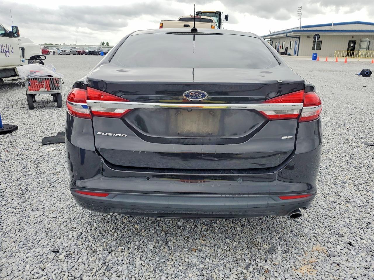 2017 Ford Fusion - zdjęcie 6