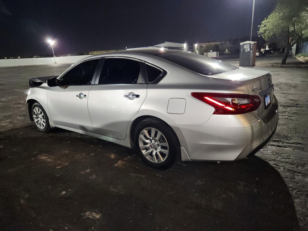 2018 Nissan Altima 2.5 S - zdjęcie 2