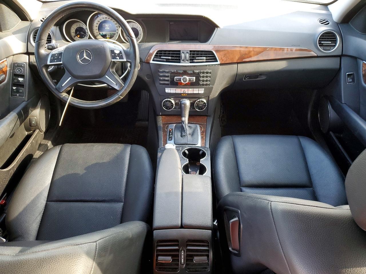 2013 Mercedes-Benz C 300 4Matic - zdjęcie 15