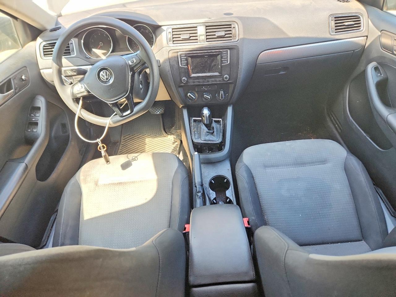 2017 Volkswagen Jetta S - zdjęcie 8